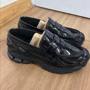 뉴발란스 1906L 블랙 로퍼 260mm 이미지