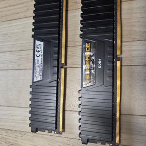 Vengeance LPX 3600 DDR4 16GB x 2 메모리 팝니다 이미지