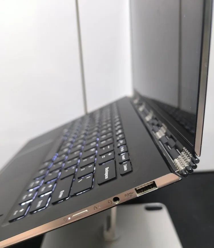 (부품용) 레노버 요가 노트북 910-13IKB 이미지