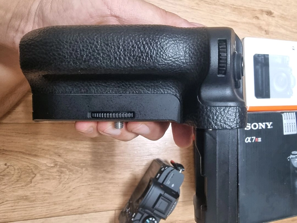 A7R3, VG-C3EM 이미지