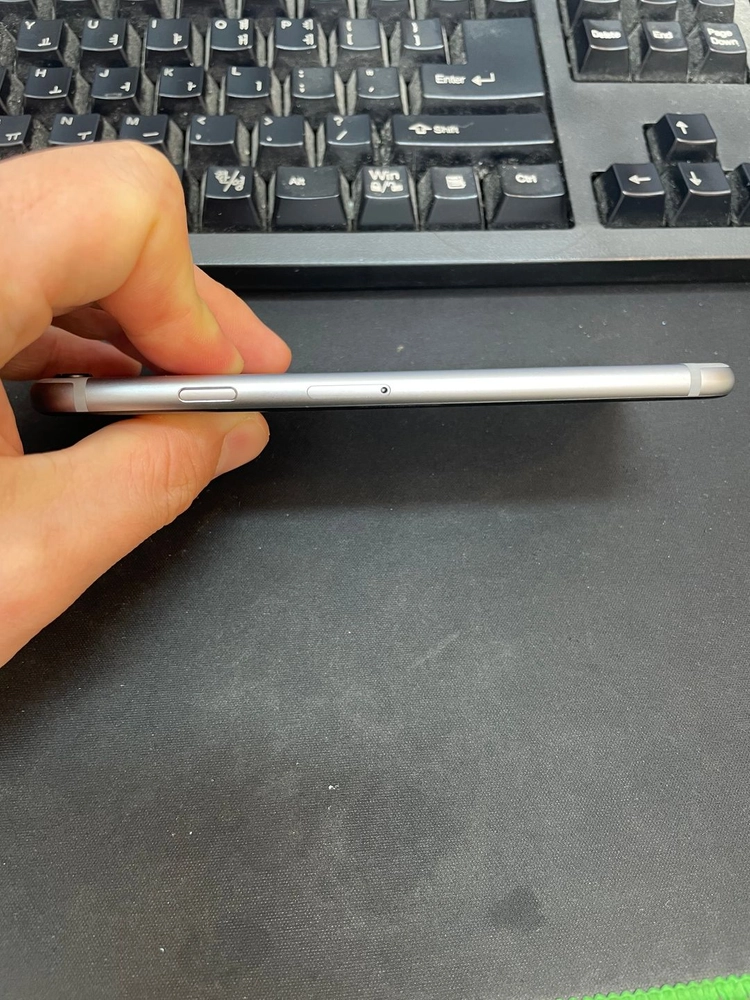 아이폰6S 해외판 실버 64GB 상태좋은 중고11만6천팝니다. 이미지