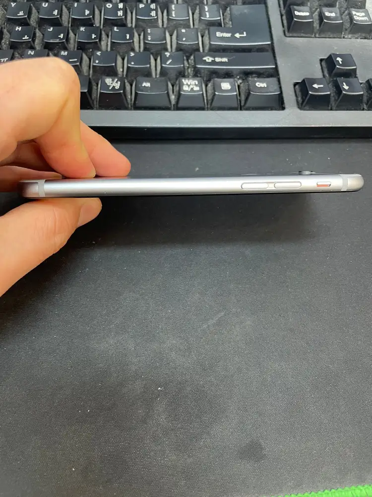 아이폰6S 해외판 실버 64GB 상태좋은 중고11만6천팝니다. 이미지