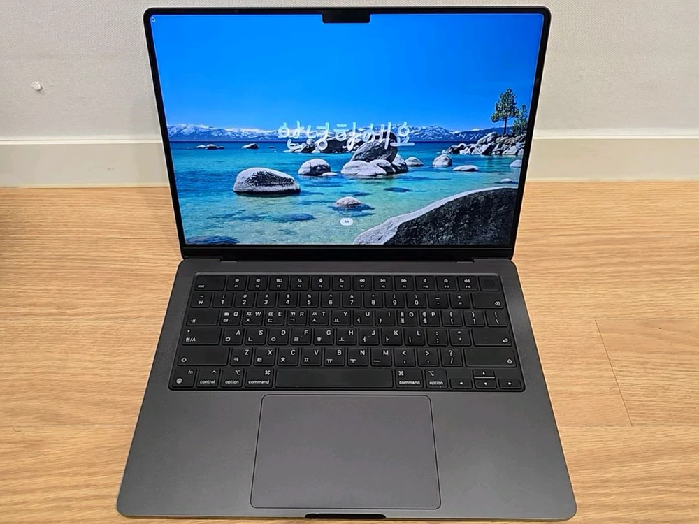 맥북 프로 14인치 M3 Pro 18GB 스페이스 블랙 - 안심되는 중고거래