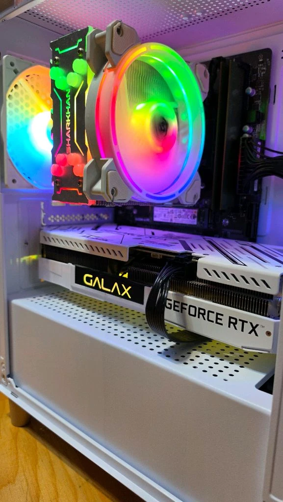 라이젠 5600 rtx3060ti 컴퓨터 본체 이미지