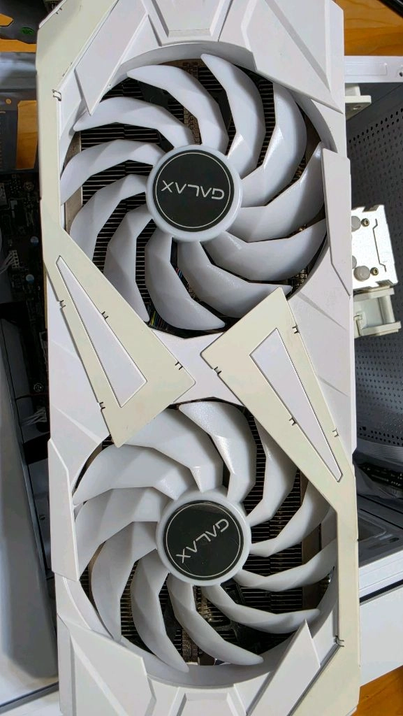 라이젠 5600 rtx3060ti 컴퓨터 본체 이미지