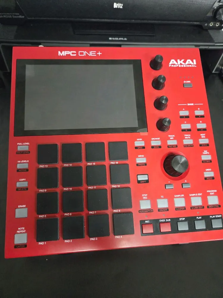 AKAI MPC ONE+ - 안심되는 중고거래