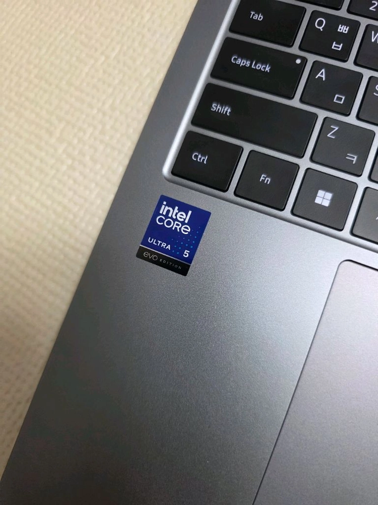 신품급 16인치 갤럭시 북5 프로 울트라5 16램 SSD 512GB - 안심되는 중고거래