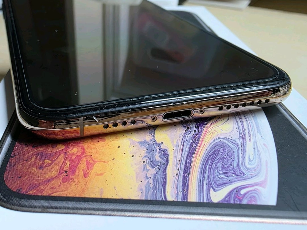 아이폰 xs max 512 골드 이미지