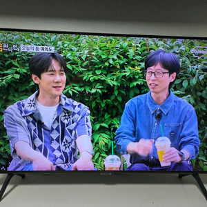 삼성 50인치 4K UHD 스마트 TV KU50UT7000FXKR 판매합니다. 이미지