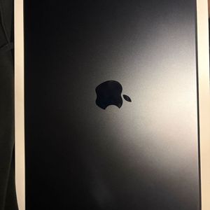 맥북프로 14 m5pro/24gb/1TB/나노텍스처