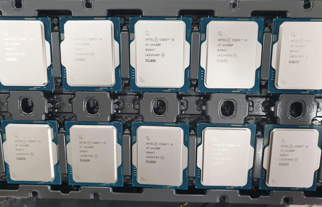 인텔 i5-14400F / 기가바이트 H610M K D4 / 팔라딘 400GB - 안심되는 중고거래