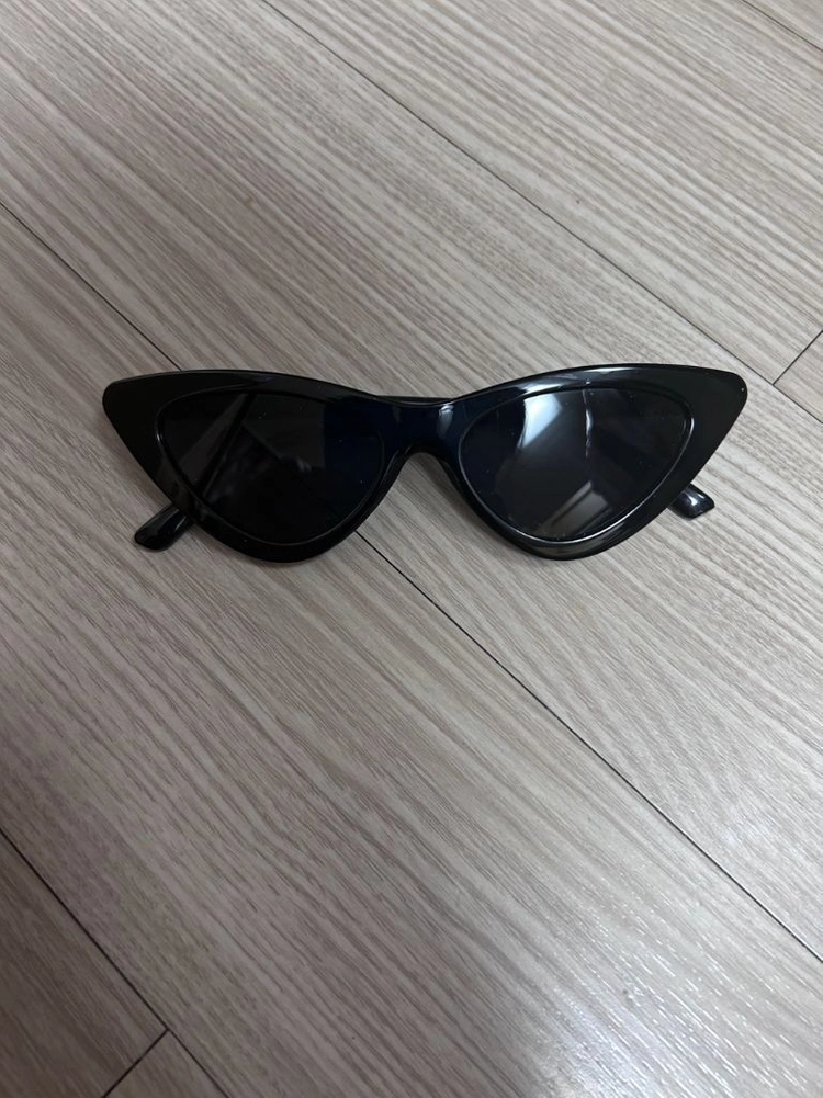 안경테 및 선글라스 이미지
