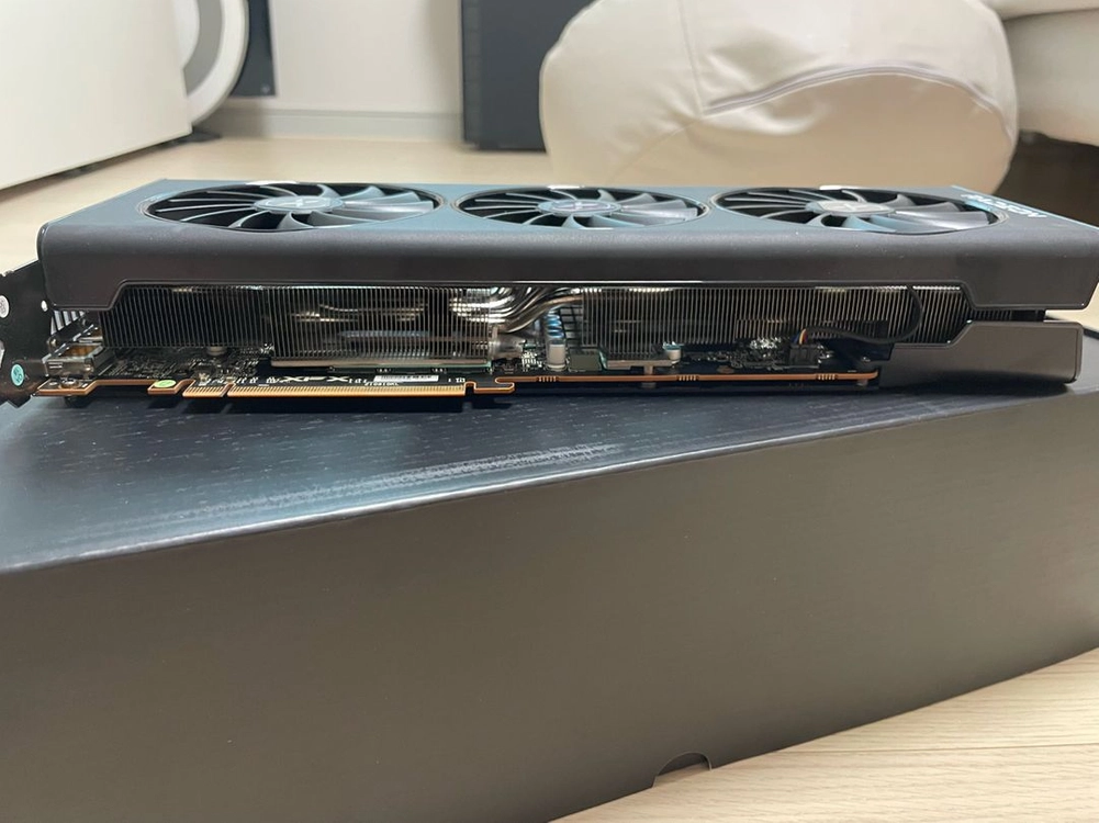 XFX RX 6800 SWIFT 319 16GB 이미지
