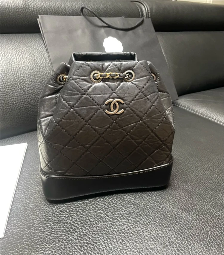 샤넬 가브리엘 백팩 스몰 블랙 내장칩 이미지