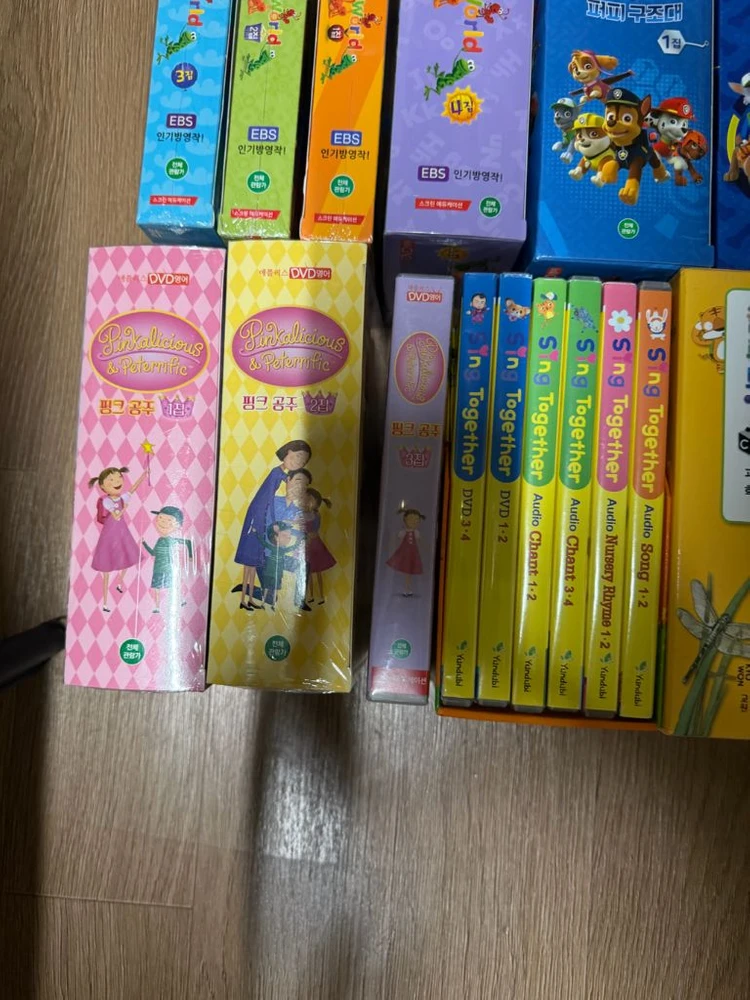 유아용 dvd맥스앤루비 옥토넛 시몽 카이유 캐치 티니핑 등 dvd 다수다 상태 아주 좋아요 이미지
