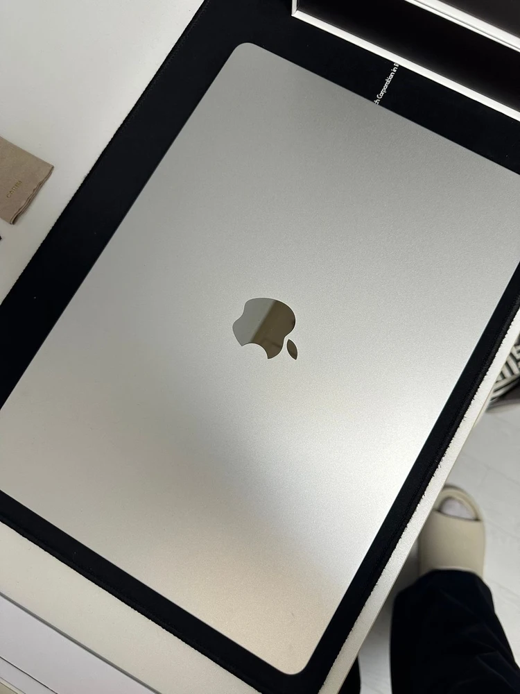 Apple 맥북 에어 15 M5 실버 10코어 · 10코어 GPU · 16GB · 1T - 안심되는 중고거래