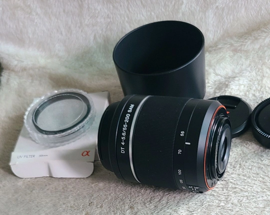 소니 55-200mm 망원렌즈입니다 이미지