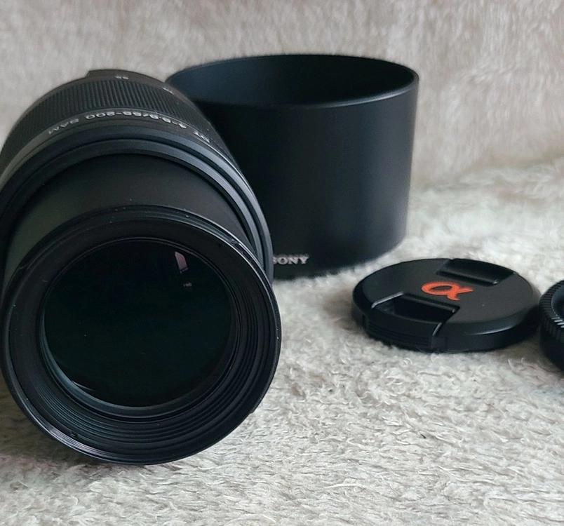 소니 55-200mm 망원렌즈입니다 이미지