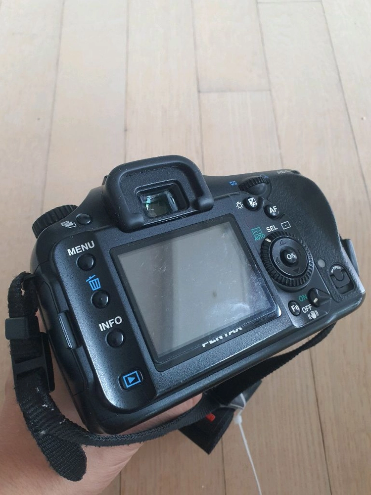 펜탁스 k10d dslr 디지털 카메라 18-55mm 번들 세트 디카 이미지