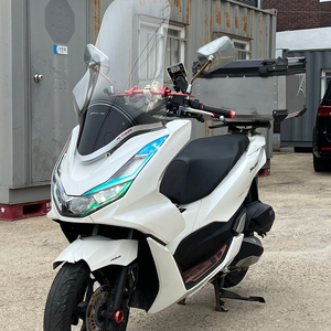 혼다 PCX125 22년식 2만키로대 저렴한 가격에 판매합니다 이미지