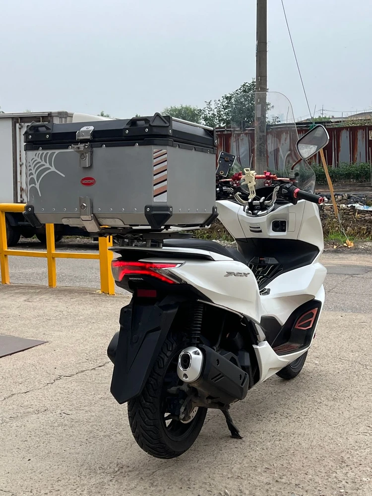 혼다 PCX125 22년식 2만키로대 저렴한 가격에 판매합니다 이미지