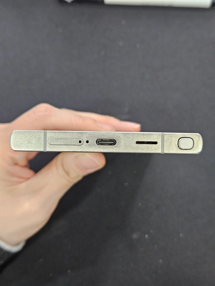 갤럭시S24울트라 256GB 이미지