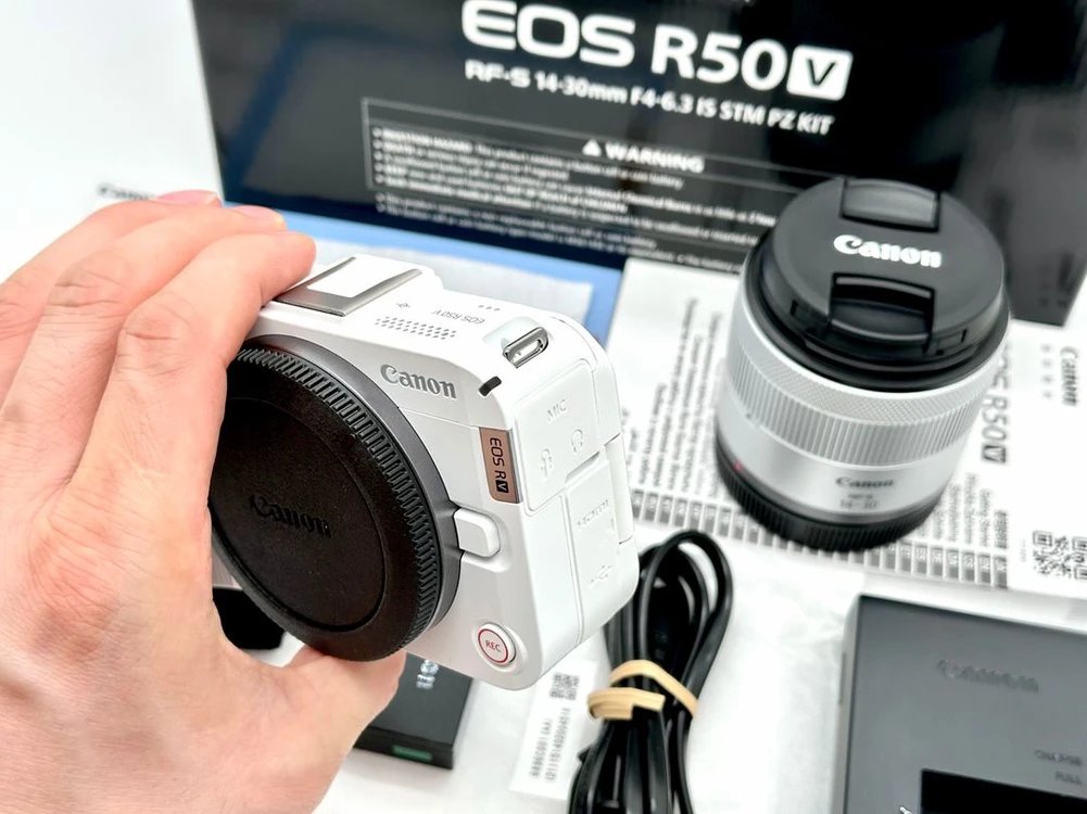 새상품 정품 캐논(Canon) EOS R50V 화이트 14-30mm KIT 미러리스 풀박스 이미지