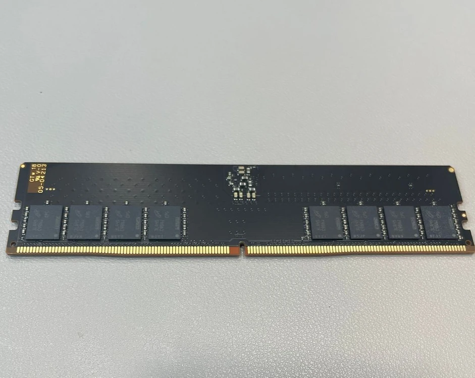 마이크론(micron) DDR5-4800 32GB 메모리 이미지