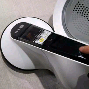 LG 침구청소기 VH9201DS 살균거치대 포함 경기광주 이미지