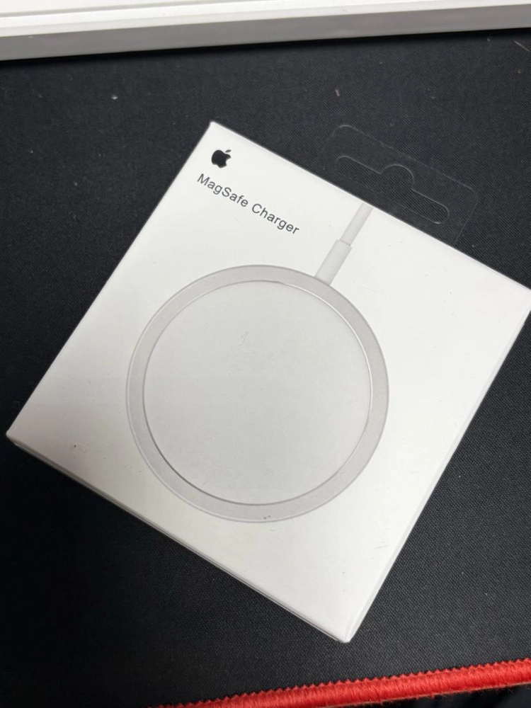 애플 MagSafe 충전기 이미지