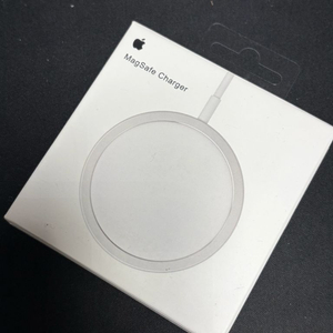 애플 MagSafe 충전기 이미지