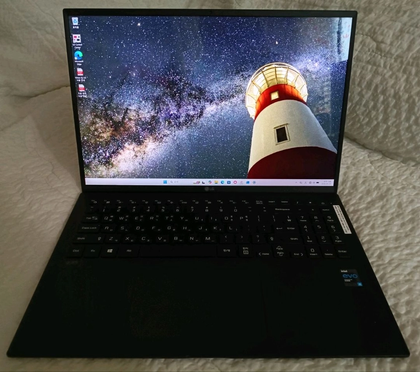 LG그램 16Z90P-GA5BK 이미지