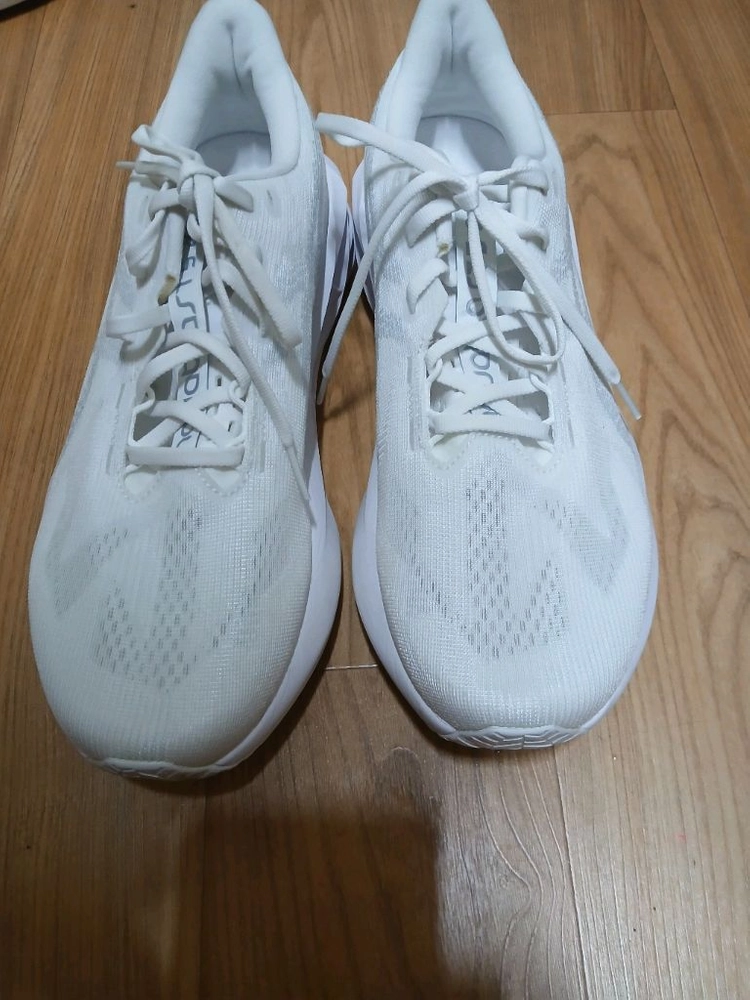 아식스 노바블라스트5 275 이미지