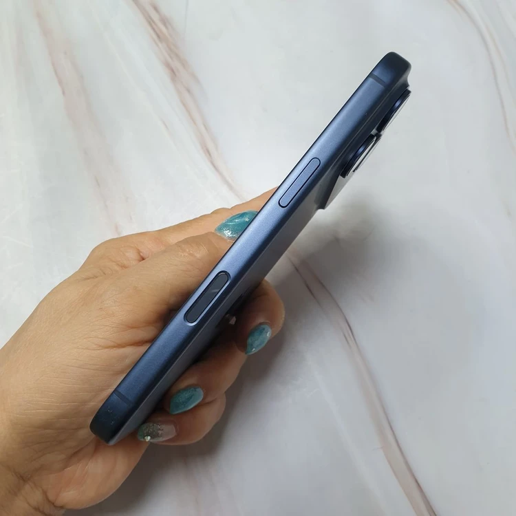 아이폰17프로 딥블루 256G S급 저렴히 판매합니다 이미지