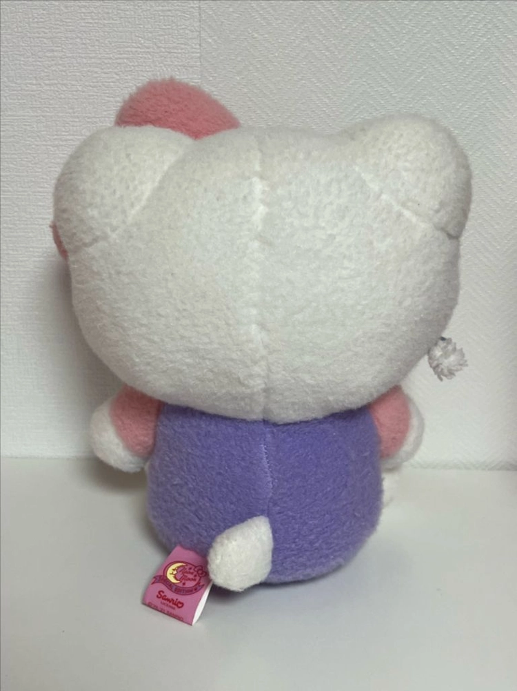 키티 네온문 콜라보 인형 이미지