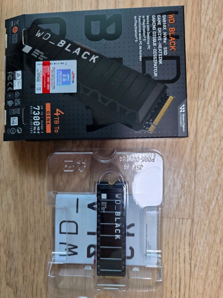 WD BLACK SN850X 히트싱크 M.2 NVMe SSD (4TB) 국내 정품 이미지