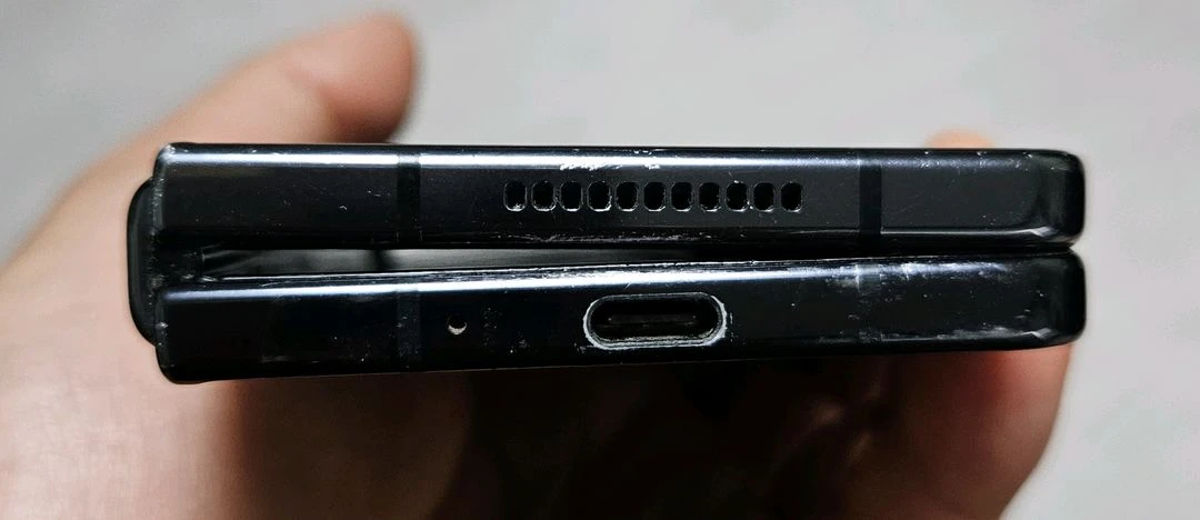 갤럭시 Z폴드4 블랙 256GB 부품용 싸게 팝니다. 이미지