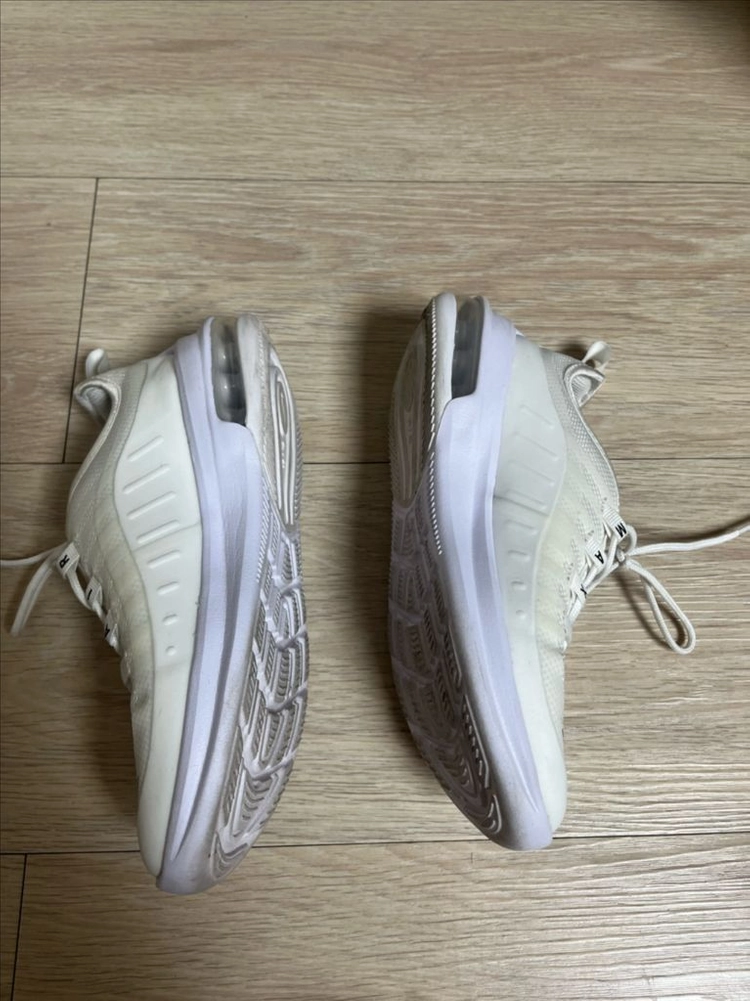 나이키 에어맥스 엑시스 키즈 이미지