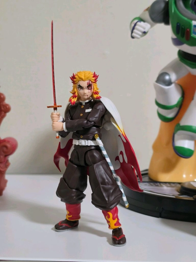 SHF 귀멸의칼날 렌고쿠판매합니다 - 안심되는 중고거래