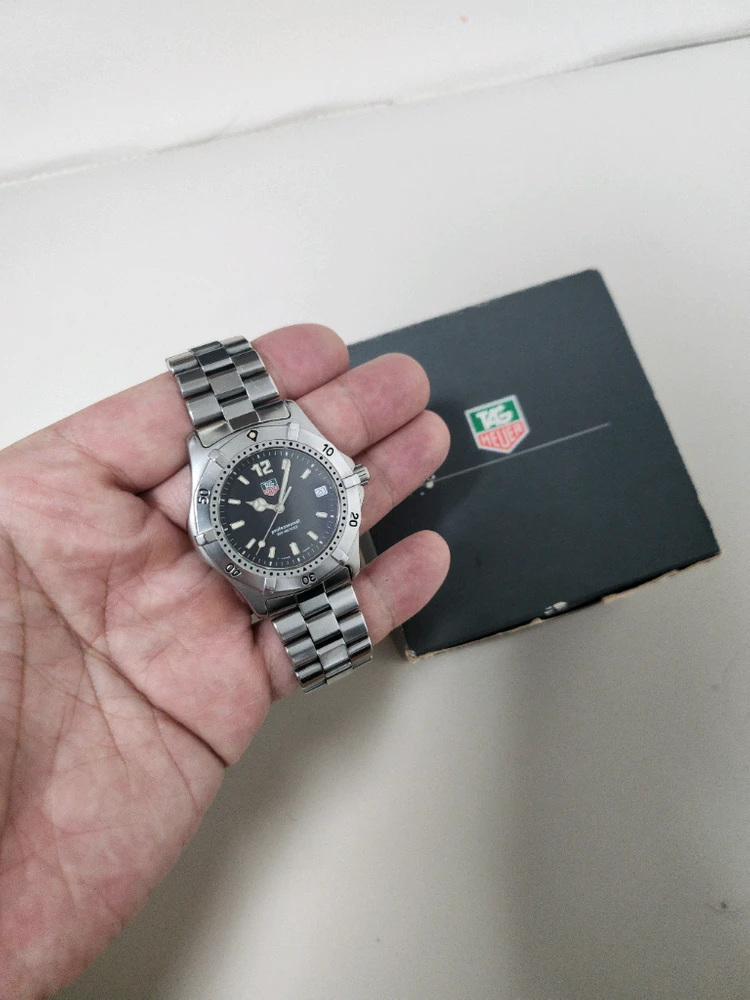 태그호이어 프로페셔널 38mm 95년식 풀패키지 - 안심되는 중고거래