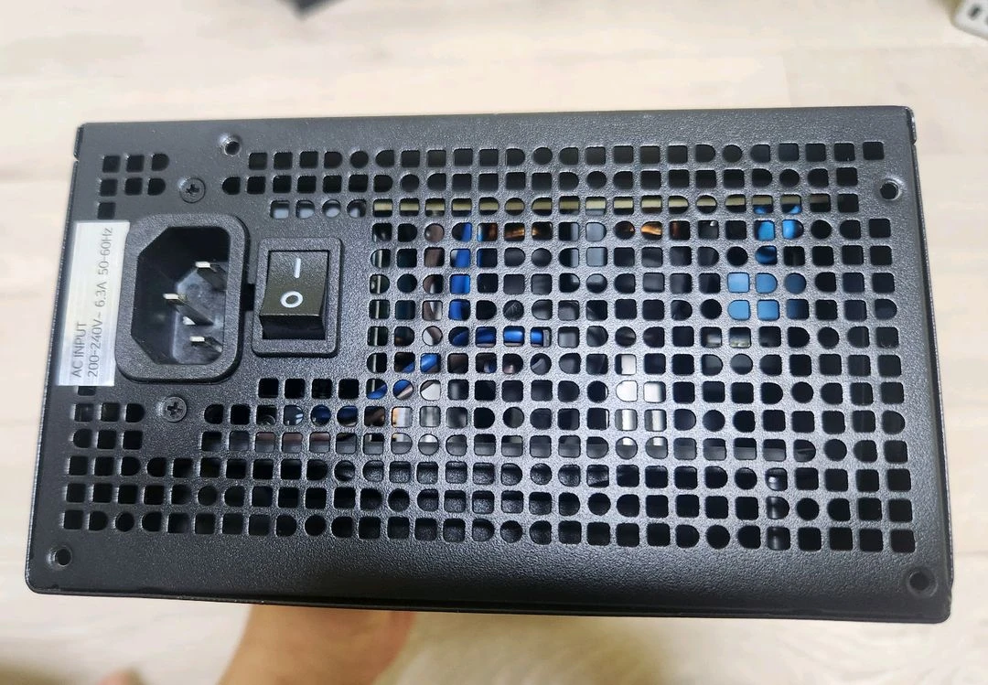 마이크로닉스 클래식II 풀체인지 700W 파워 이미지