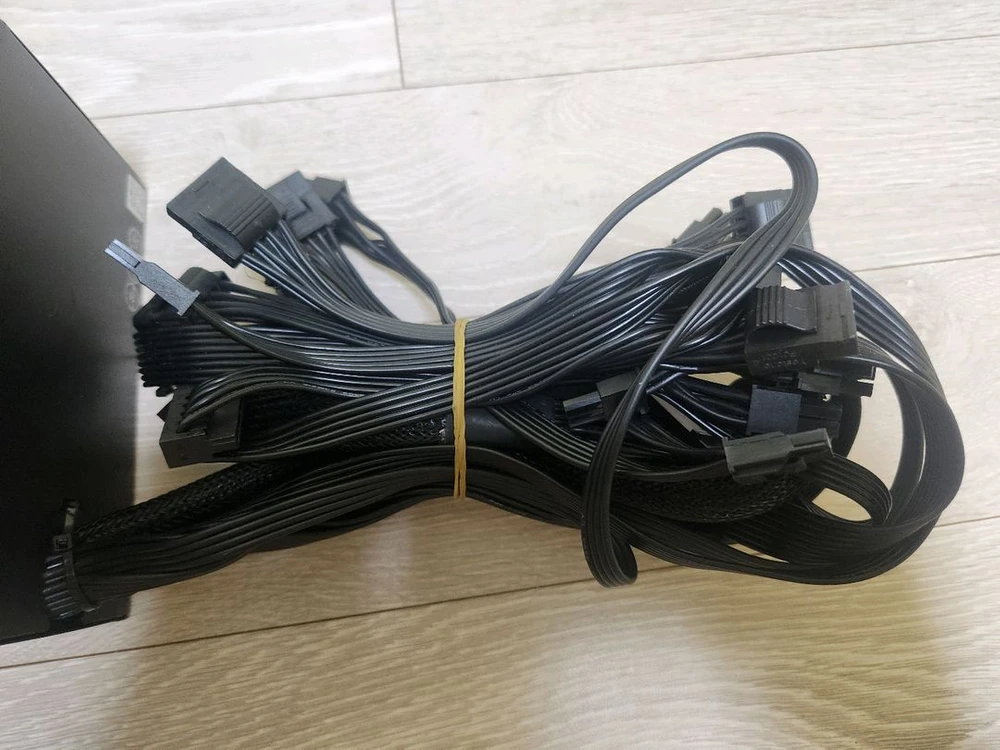 마이크로닉스 클래식II 풀체인지 700W 파워 이미지