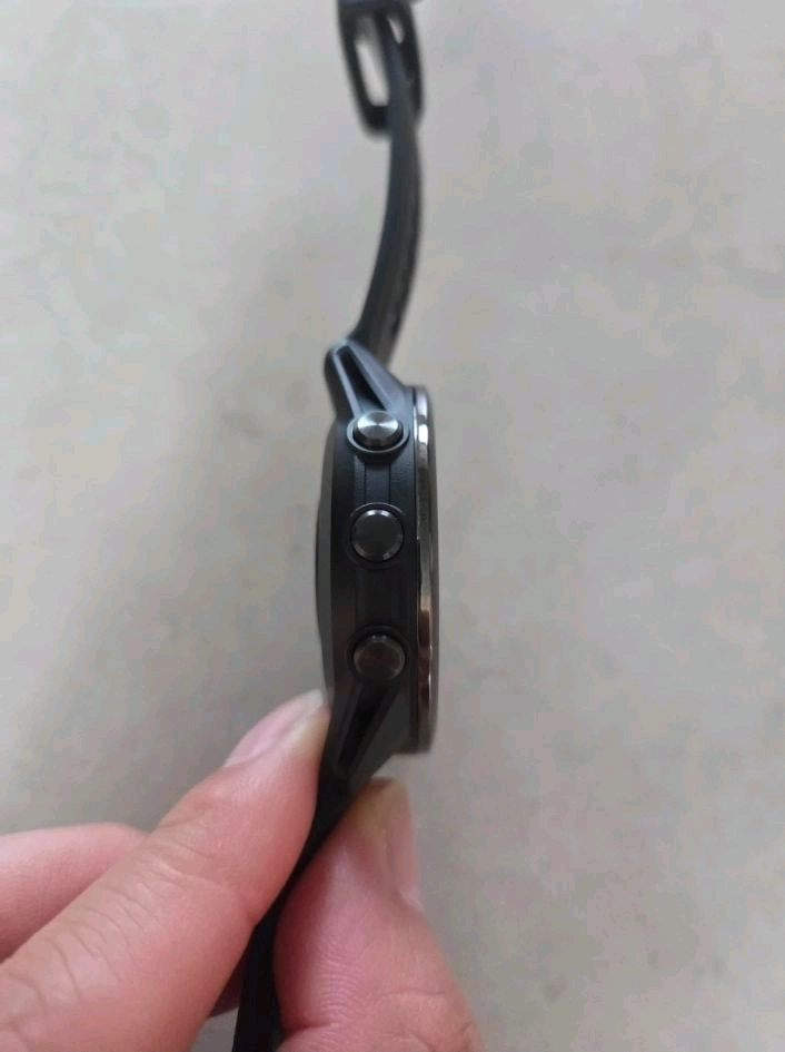 가민 포러너 970 블랙 스마트워치 이미지