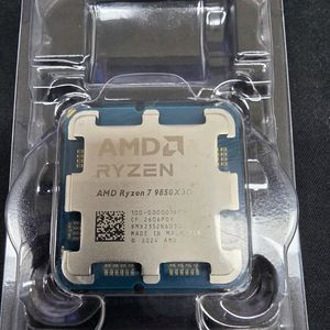 [미사용 새제품] AMD 라이젠 7 9850X3D CPU (AM5 / 트레이) 이미지