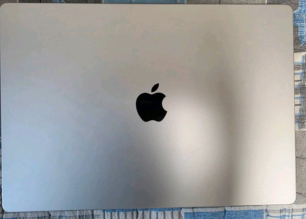 맥북프로 16인치 M1PRO칩 램16 SSD512기가 - 안심되는 중고거래
