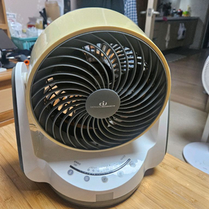 대웅모닝컴 써큘레이터 공기순환기 팝니다 이미지