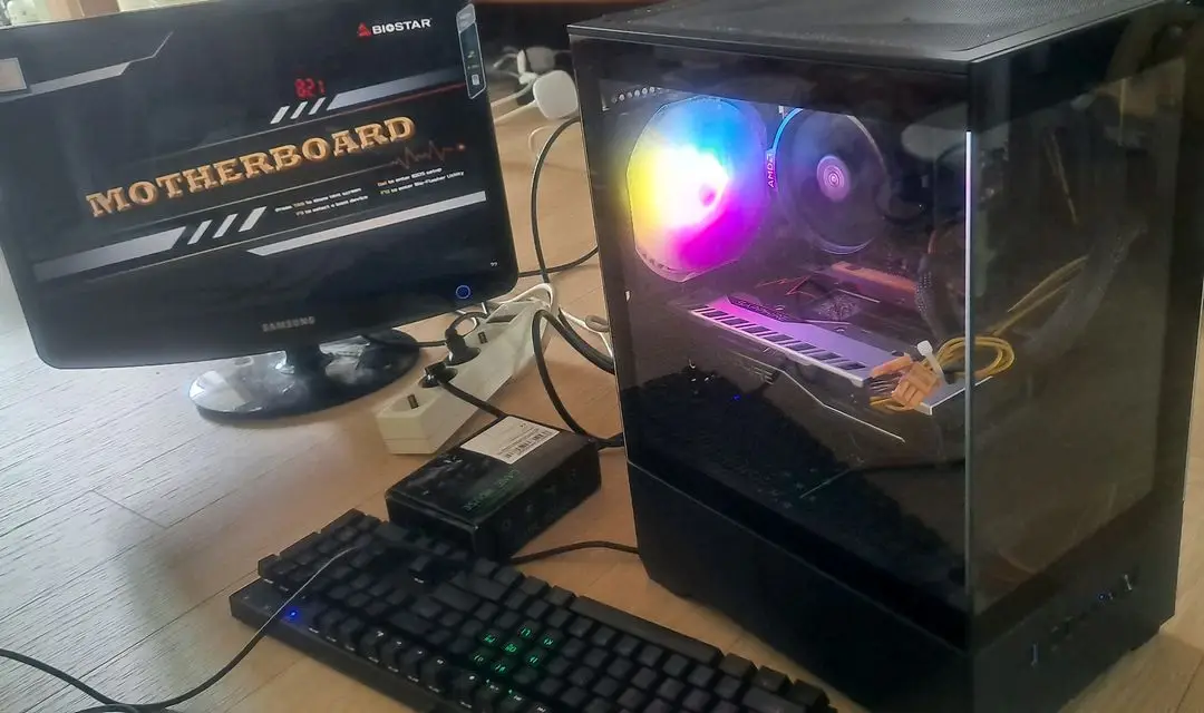 AMD RYZEN 5 2600X SIX-CORE 램(8+8)16G SSD 120 이미지