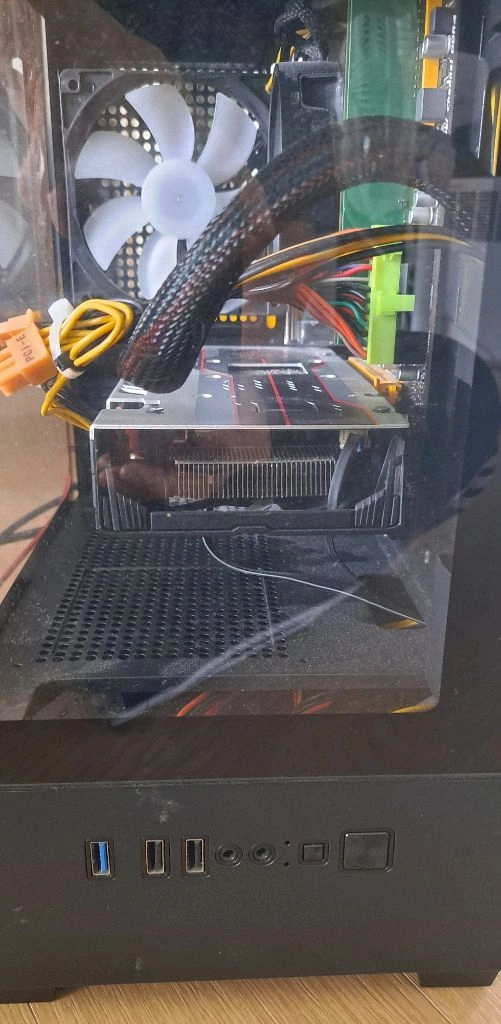 AMD RYZEN 5 2600X SIX-CORE 램(8+8)16G SSD 120 이미지