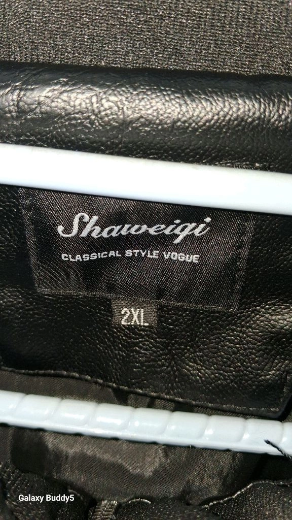 블랙과 화이트 배색 디자인의 남성용 스탠드 칼라 라이더 가죽 자켓(2XL)Shaweigi 브랜드 등의 택이 달린 인 이미지