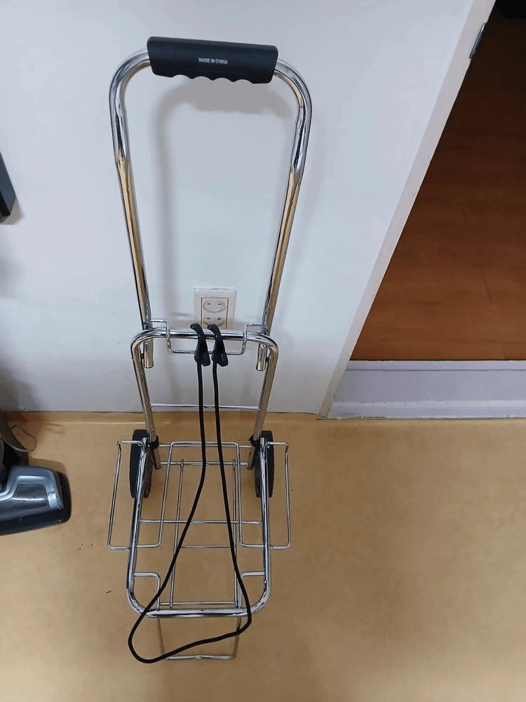 가죽 서류가방 등 여러가지 물품 총 아홉가지 일괄 경매 이미지